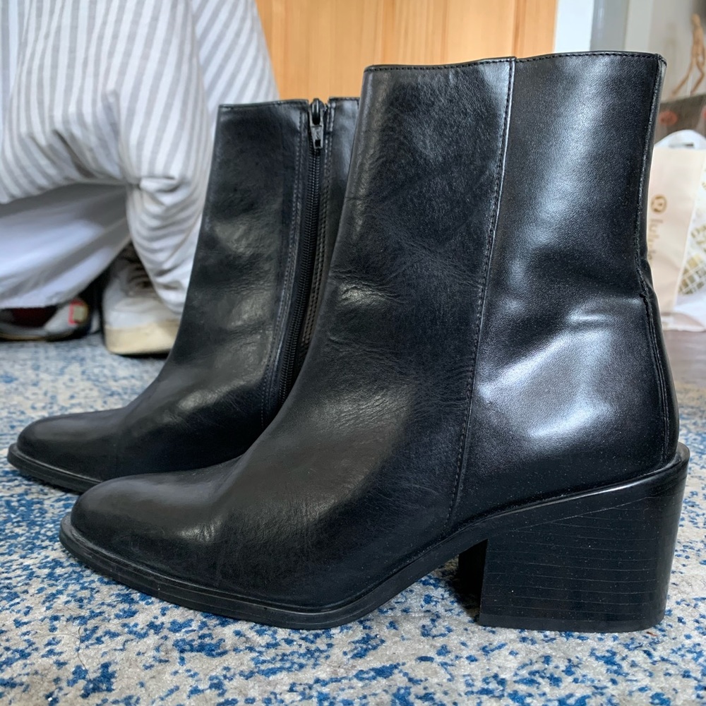 The perfect black leather ankle boots